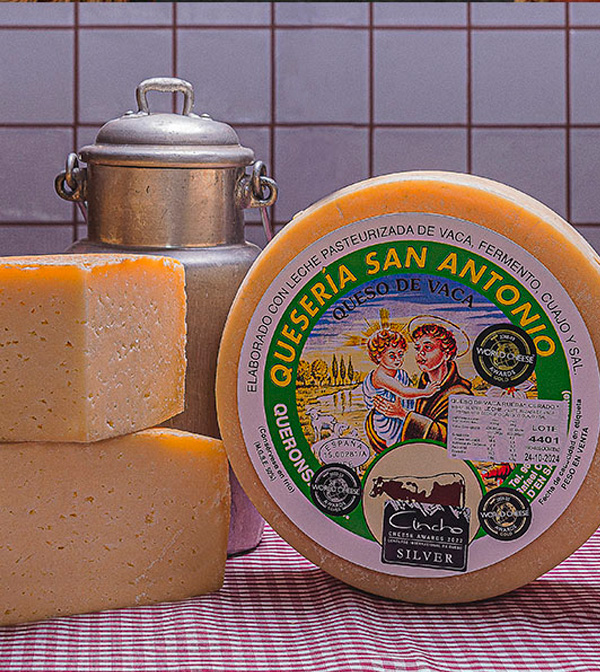 queso-de-vaca-curado-san-antonio-alicante1